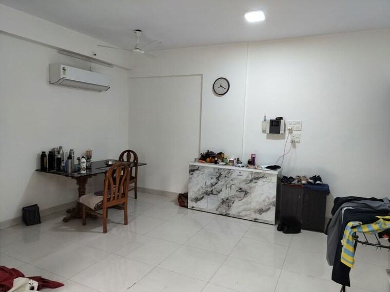 Living Room, kohinoor-city-phase-i 2 Bedroom 727 Sq.Ft. Apartment In Kurla Mumbai 9807420