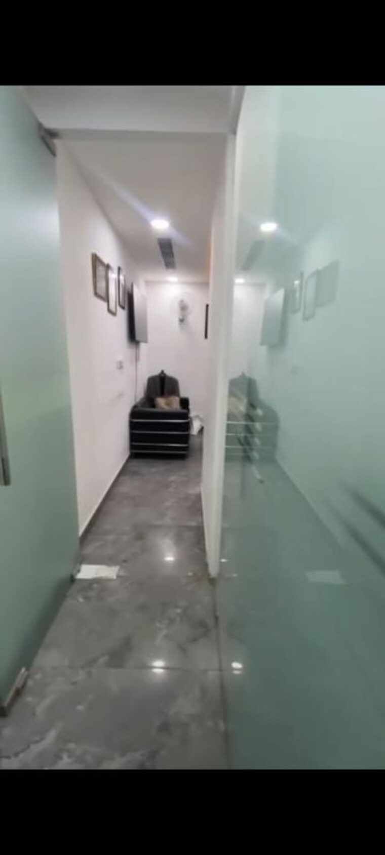 undefined, netaji subhash place Commercial Office Space 700 Sq.Ft. In Netaji Subhash Place Delhi 9807447