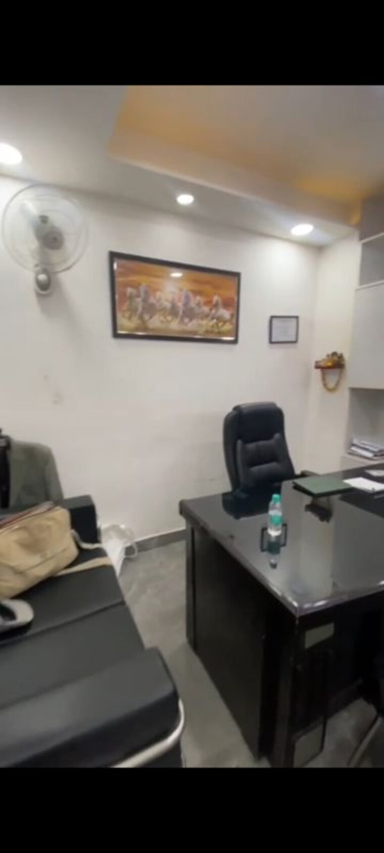 Team Area, netaji subhash place Commercial Office Space 700 Sq.Ft. In Netaji Subhash Place Delhi 9807447