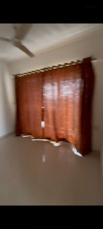 Furnished Amenities in 3 BHK Apartment at Mandpeshwar Kripa CHS, Borivali East – for Rent