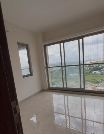 Room in 2 BHK Apartment at Vilas Javdekar Yashwin Enchante, Kharadi – for Rent