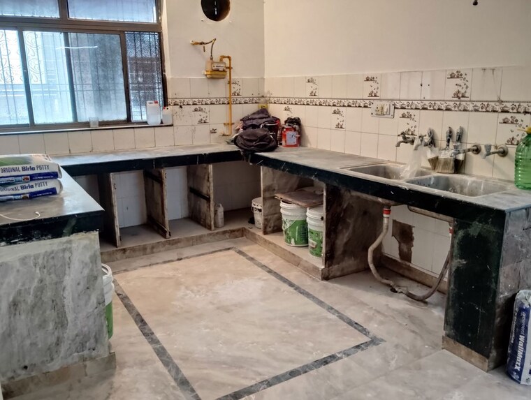 Kitchen, sector 16 3 Bedroom 2250 Sq.Ft. Builder Floor In Sector 16 Faridabad 9807459