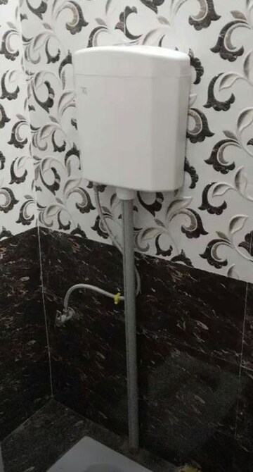 Bathroom in 1 BHK Builder Floor at Aliganj – for Rent