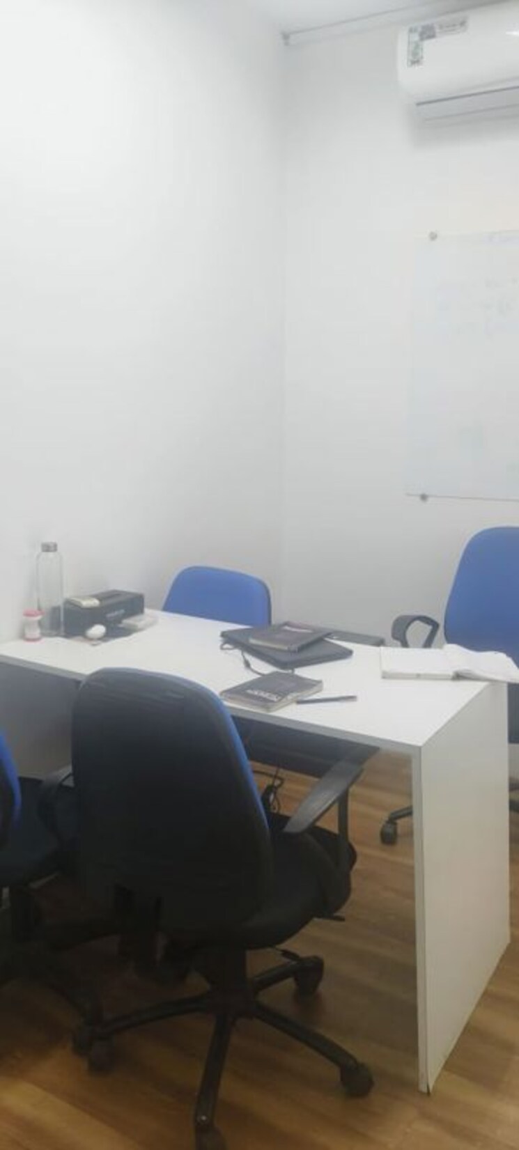Team Area, dlh-park Commercial Office Space 900 Sq.Ft. In Malad West Mumbai 9807488