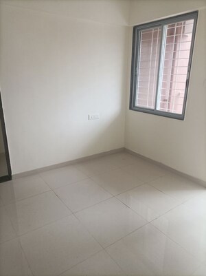 Room in 3 BHK Apartment at ABC Plaza, Pradhikaran – for Rent