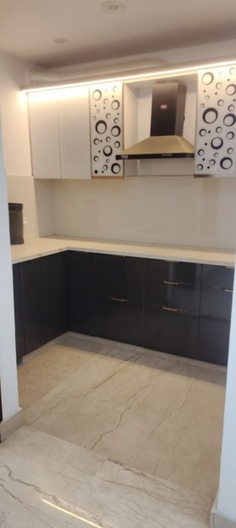 Kitchen, janakpuri 2 Bedroom 900 Sq.Ft. Builder Floor In Janakpuri Delhi 9807495