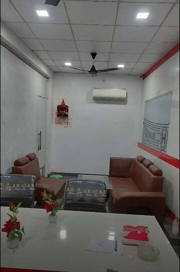 Common Area in  Office Space at Hazratganj – for Rent