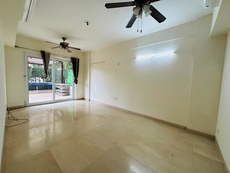 Room, puri-anand-villas-phase-ii 3 Bedroom 1940 Sq.Ft. Apartment In Sector 81 Faridabad 9807497