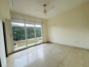 Room in 3 BHK Apartment at Puri Anand Villas Phase II, Sector 81 – for Rent