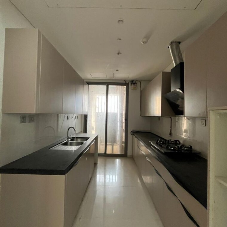 Kitchen, rustomjee-crown 4 Bedroom 2500 Sq.Ft. Apartment In Gokhale Road Mumbai 9807508