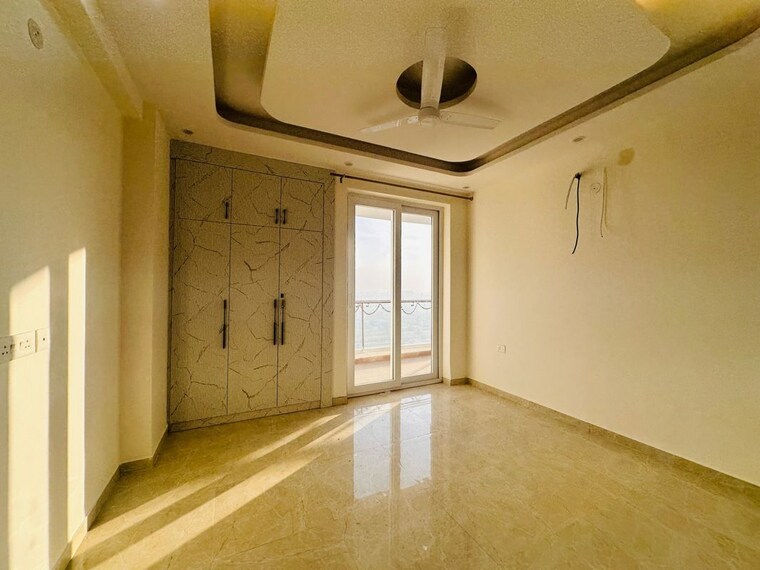 Room, omaxe-royal-residency-faridabad 3 Bedroom 1925 Sq.Ft. Apartment In Sector 79 Faridabad 9807511