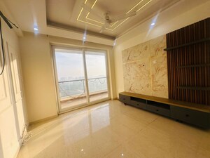 Room in 3 BHK Apartment at Omaxe Royal Residency Faridabad, Sector 79 – for Rent