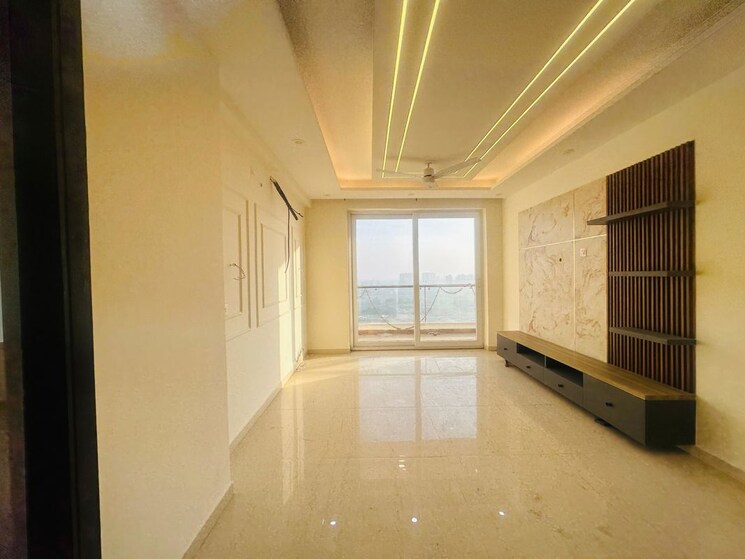 undefined, omaxe-royal-residency-faridabad 3 Bedroom 1925 Sq.Ft. Apartment In Sector 79 Faridabad 9807511