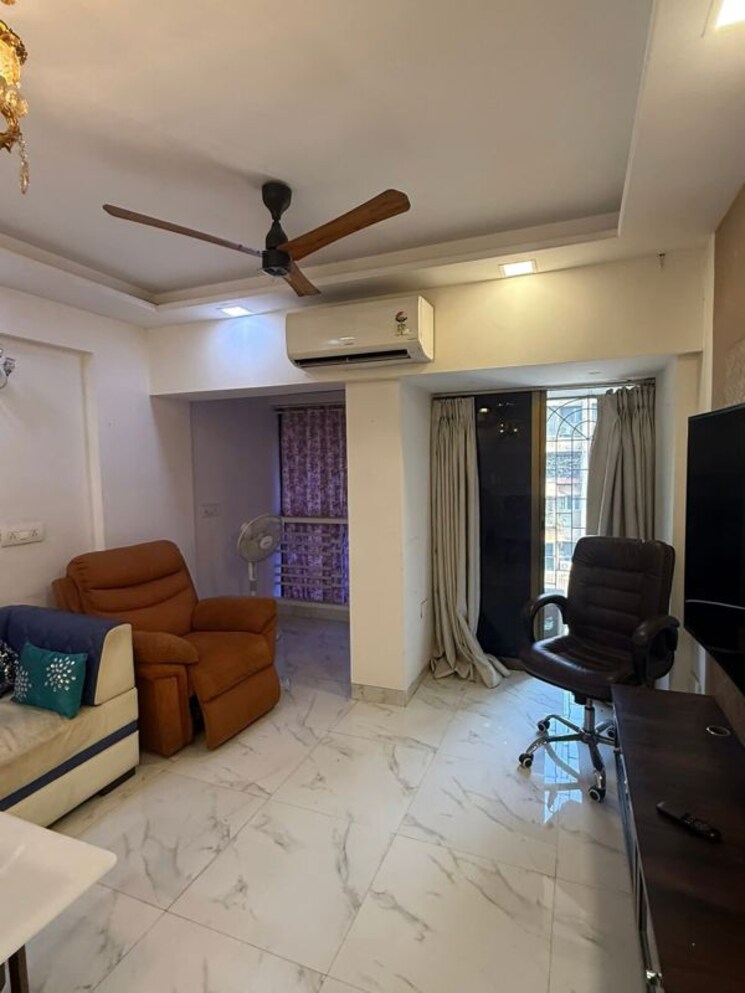 Living Room, lokhandwala 2 Bedroom 752 Sq.Ft. Apartment In Lokhandwala Mumbai 9807520