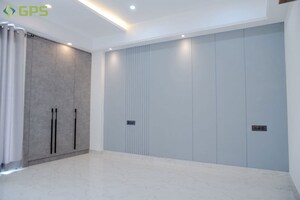 Room in 3 BHK Builder Floor at BPTP Astaire Gardens, Sector 70a – for Sale