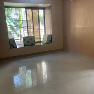 Room in 1 BHK Apartment at Green Woods CHS, Shimpoli – for Rent