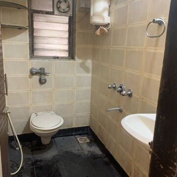 Bathroom in 1 BHK Apartment at Green Woods CHS, Shimpoli – for Rent