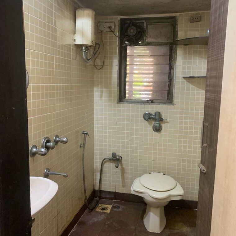 Bathroom, green-woods-chs 1 Bedroom 452 Sq.Ft. Apartment In Shimpoli Mumbai 9807532