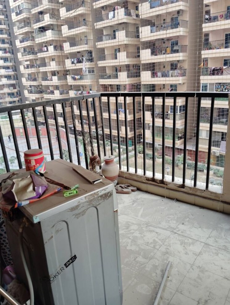 Balcony, gaur-city-2-14th-avenue 2 Bedroom 955 Sq.Ft. Apartment In Sector 16c Greater Noida Greater Noida 9807544