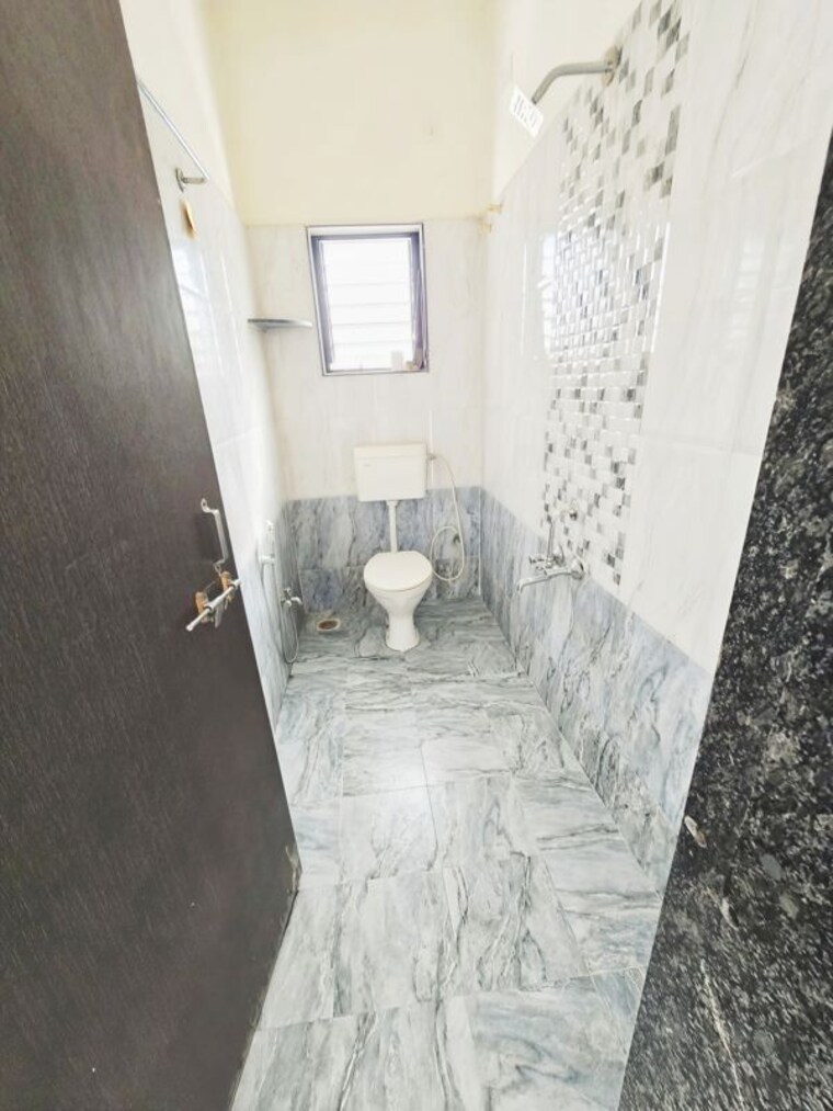 Bathroom, wadgaon sheri 1 RK 210 Sq.Ft. Apartment In Wadgaon Sheri Pune 9807553