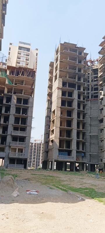 2 BHK Apartment For Sale in BSB Vaibhav Heritage Height, Sector 16 Greater Noida