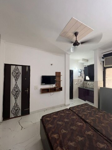 Bedroom in Studio Builder Floor at AS Tower, Sector 45 – for Rent