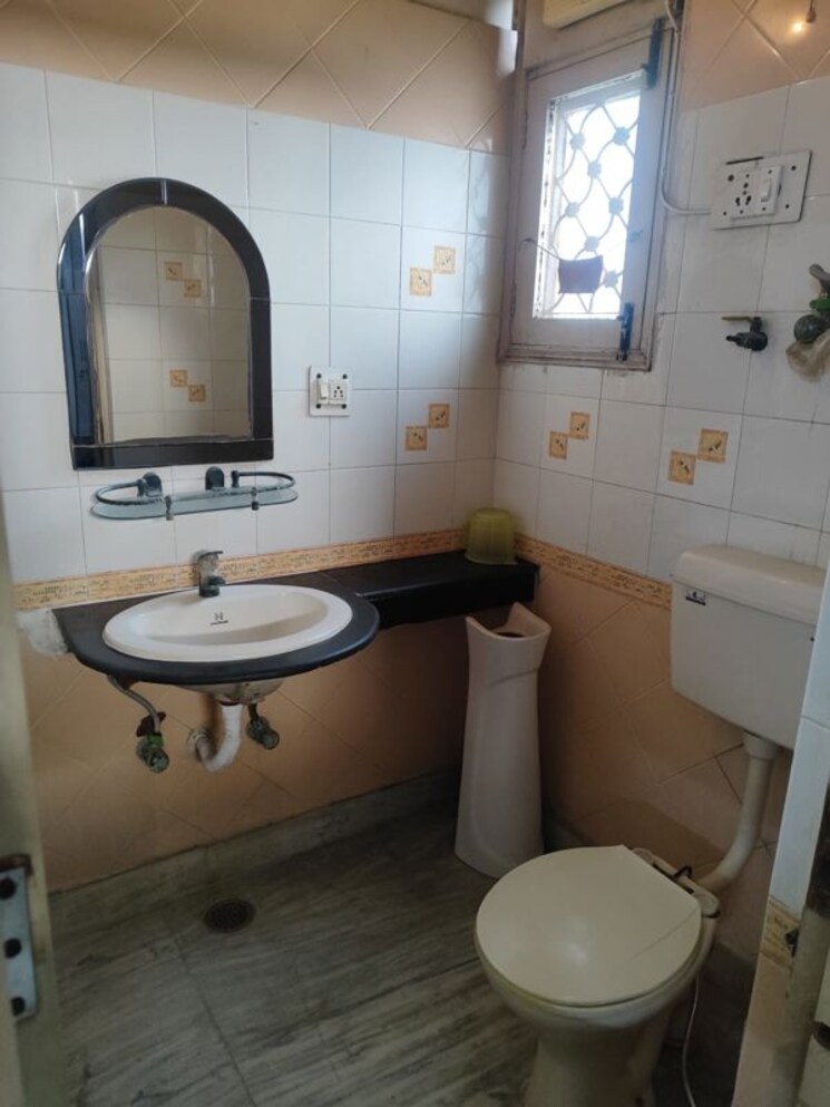 Team Area, rwa-apartments-sector-41 3 Bedroom 2100 Sq.Ft. Independent House In Sector 41 Noida 9807590