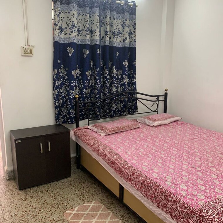 Bedroom, koregaon-park-chs Studio 280 Sq.Ft. Apartment In Koregaon Pune 9807625