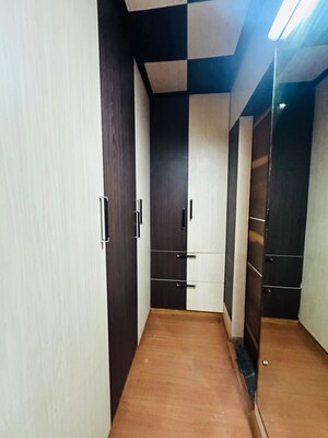 Building Lobby in 3.5 BHK Apartment at BPTP Park Grandeura, Sector 82 – for Rent