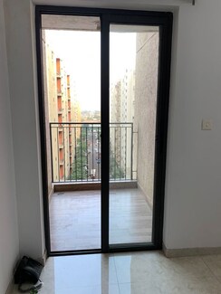 1.5 BHK + Extra Room Apartment For Rent in Lodha Palava City Lakeshore Greens