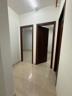 Room in 3 BHK Apartment at Courtyard by Narang Realty and The Wadhwa Group, Pokhran Road No Two – for Rent