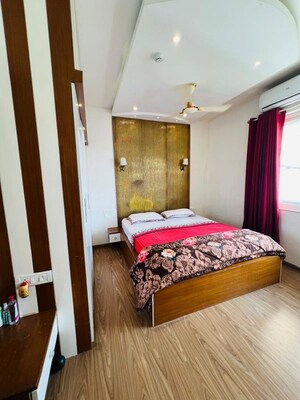 Bedroom in 4 BHK Apartment at Prestige Misty Waters Vista Towers, Hebbal – for Sale