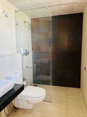 Bathroom in 4 BHK Apartment at Prestige Misty Waters Vista Towers, Hebbal – for Sale