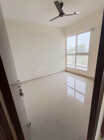 2 BHK Apartment For Rent in Signature Global Proxima Phase 2, Sector 89