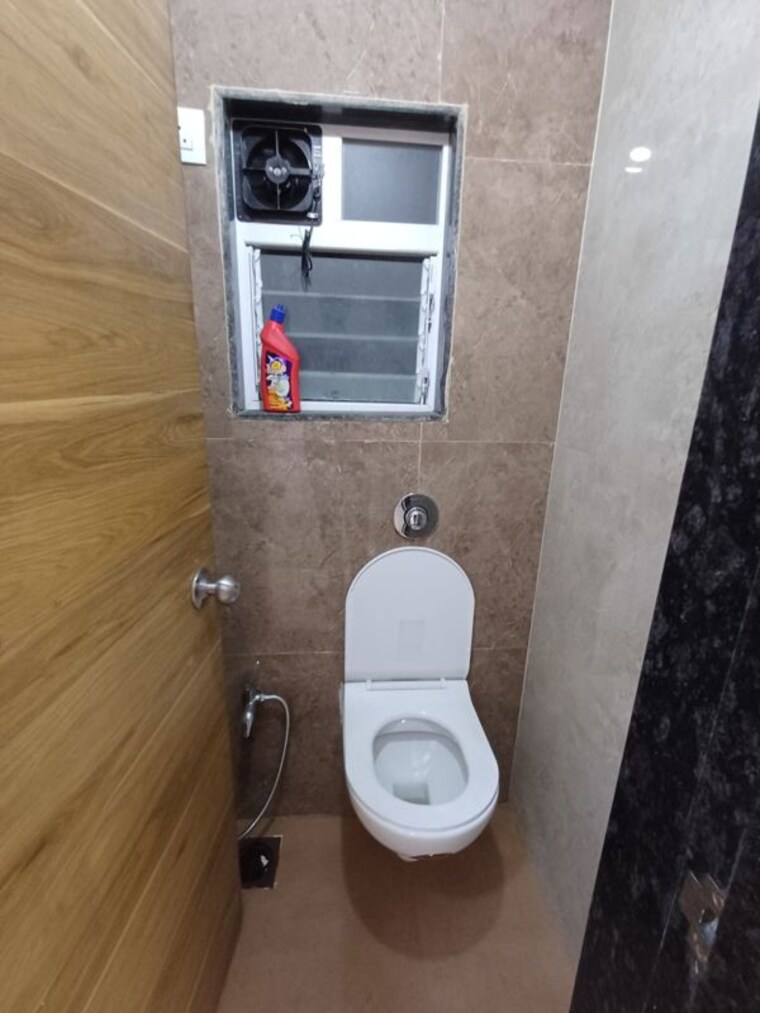 Bathroom, samrin-heritage 1 Bedroom 400 Sq.Ft. Apartment In Panch Pakhadi Thane 9807682