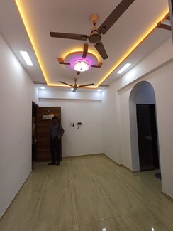 1 BHK + Extra Room Apartment For Rent in Samrin Heritage