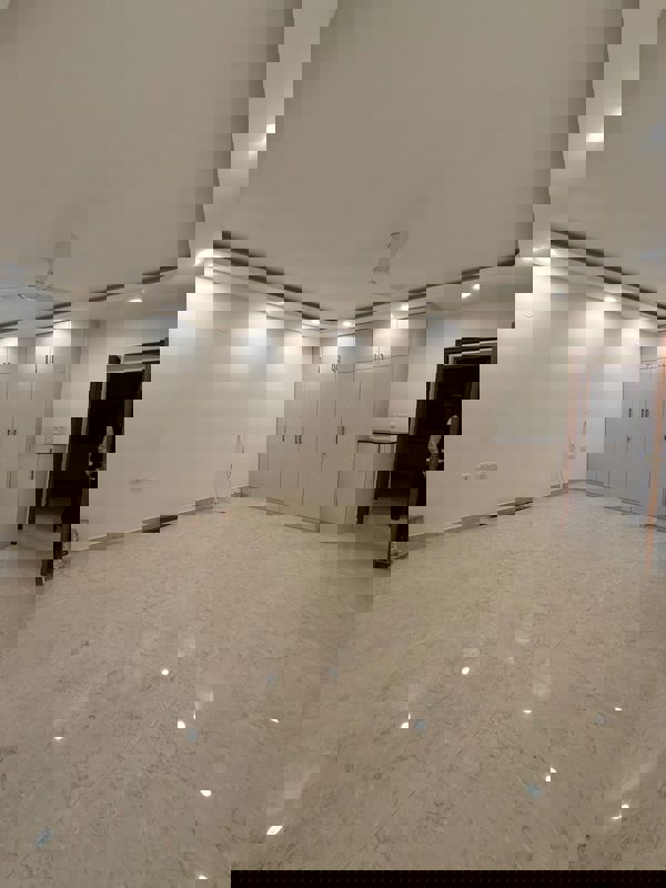 2.5 BHK + Pooja Room 1150 Sq.Ft. Apartment in Mahagun Manor