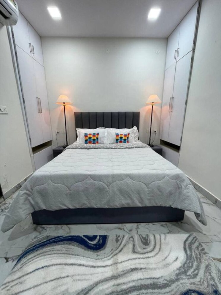 Bedroom, saket 1 Bedroom 500 Sq.Ft. Apartment In Saket Delhi 9807717