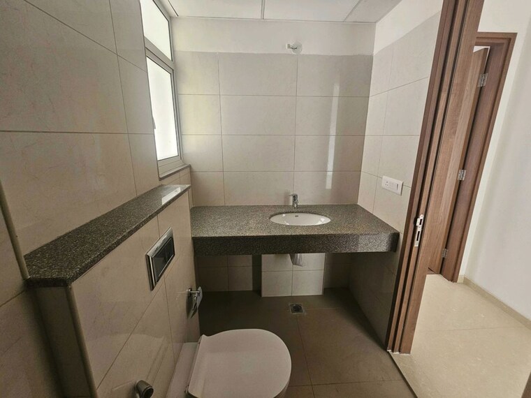 Bathroom, godrej-woods 3 Bedroom 1545 Sq.Ft. Apartment In Sector 43 Noida 9807695