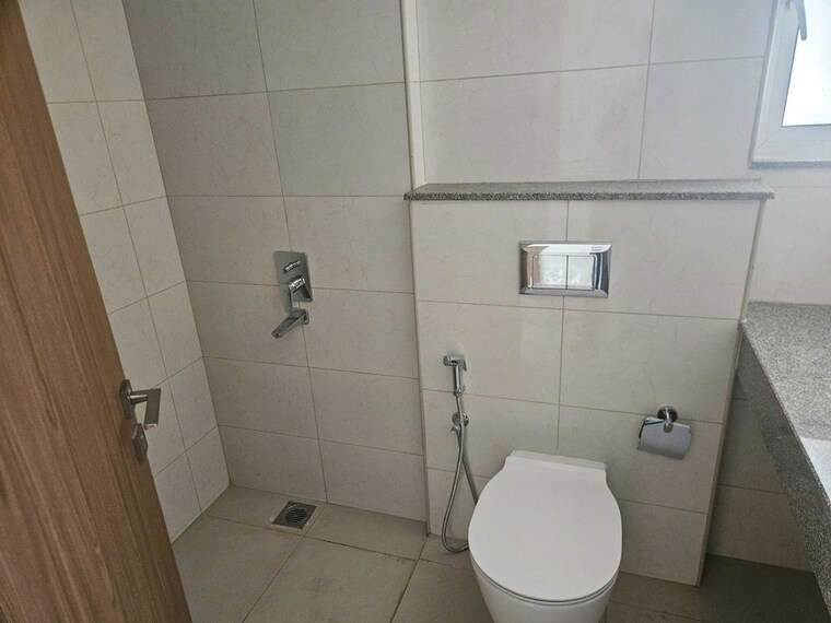 Bathroom, godrej-woods 3 Bedroom 1545 Sq.Ft. Apartment In Sector 43 Noida 9807695