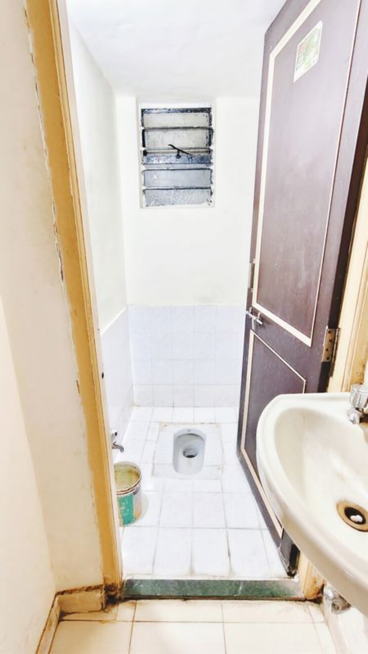 Bathroom, wadgaon sheri 1 Bedroom 450 Sq.Ft. Apartment In Wadgaon Sheri Pune 9807724