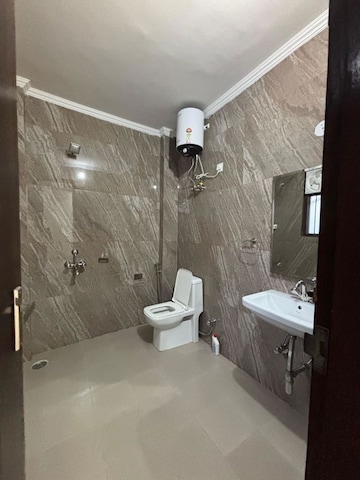 Bathroom in 3 BHK Builder Floor at Sector 38 – for Rent
