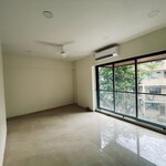 2.5 BHK + Pooja Room,Servant Room,Study Room,Extra Room 950 Sq.Ft. Apartment in Hari Niwas Bandra