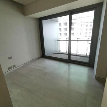 Room in 4 BHK Apartment at Lodha The World Towers World One Tier 2, Empire Mill – for Rent