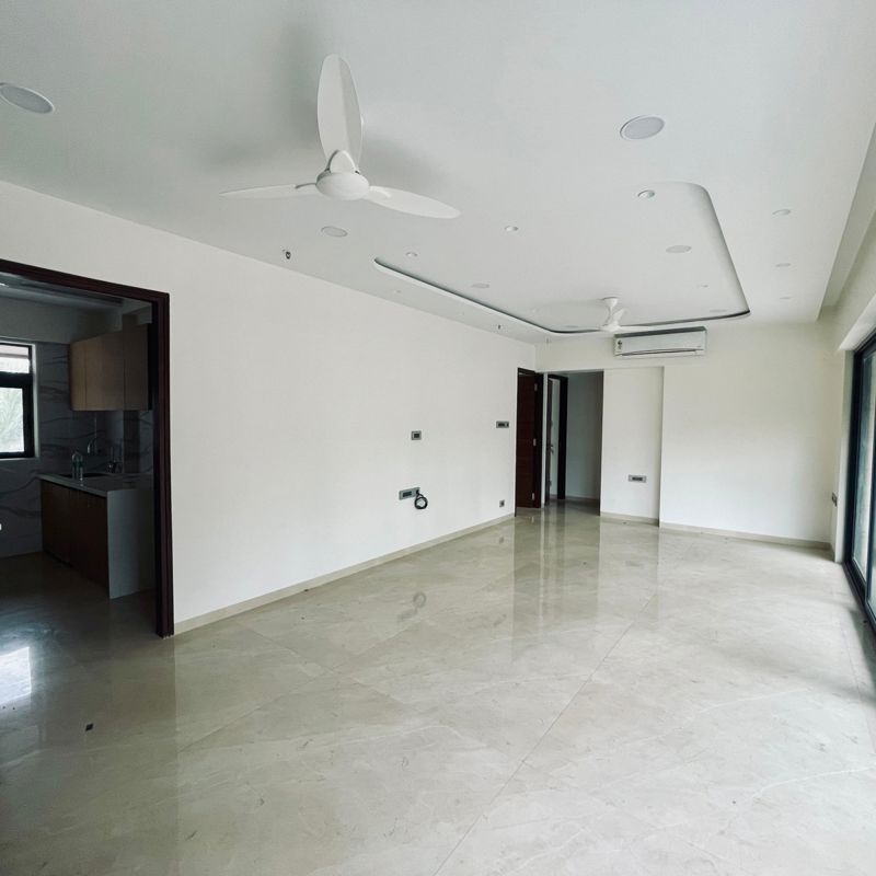 2 BHK + Pooja Room Apartment For Rent in Windsor Apartment Bandra West