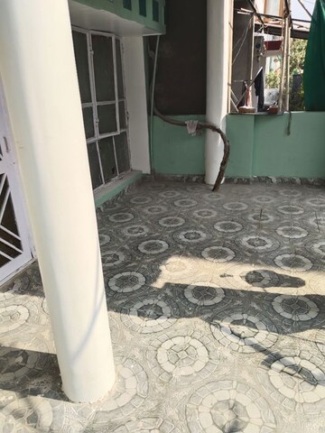 Bathroom in 1 RK Builder Floor at Gomti Nagar – for Rent