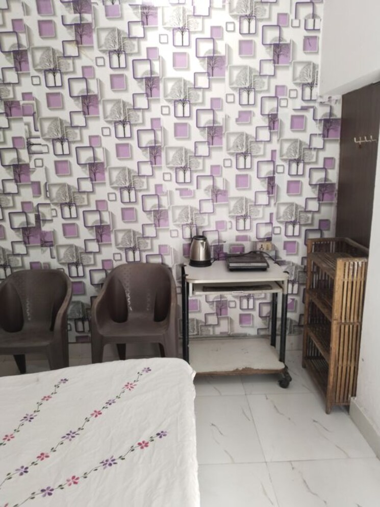 Team Area, gomti nagar 1 RK 150 Sq.Ft. Builder Floor In Gomti Nagar Lucknow 9807768