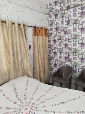 Living Room in 1 RK Builder Floor at Gomti Nagar – for Rent