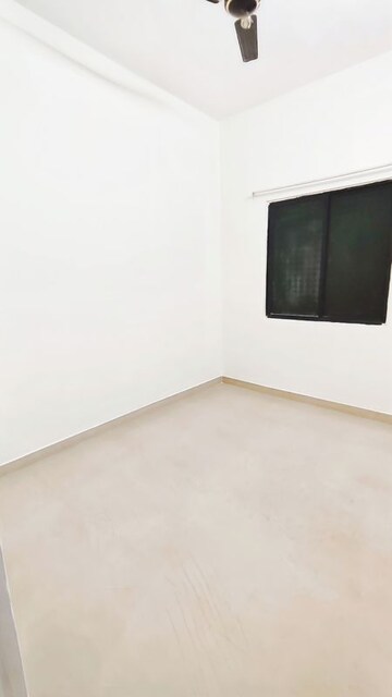 Room in 2 BHK Apartment at Wadgaon Sheri – for Rent