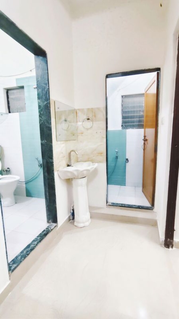 Bathroom, wadgaon sheri 2 Bedroom 620 Sq.Ft. Apartment In Wadgaon Sheri Pune 9807772